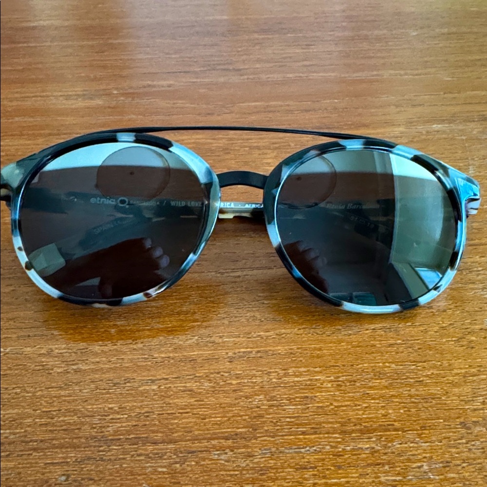 Etnia Barcelona Africa 06 Sunglasses